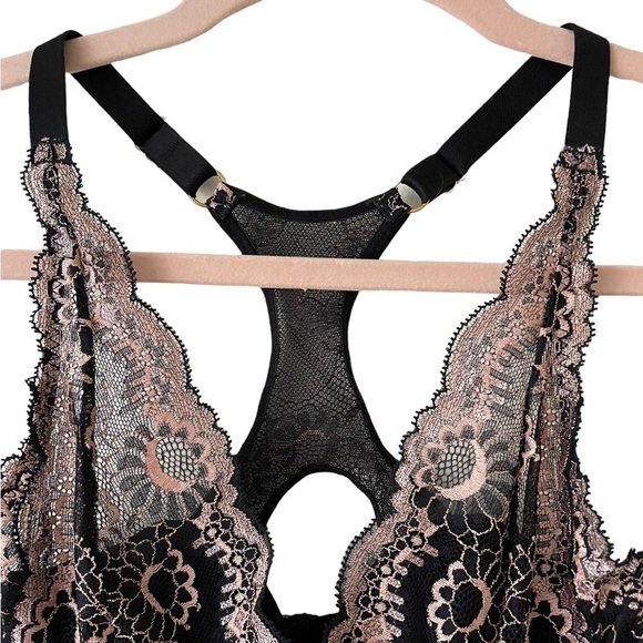 Agent Provocateur Aston High Apex Underwired Bra - Picture 7 of 14